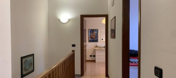 Villa de 4 habitaciónes en Molinella, Italy No. 75728 5