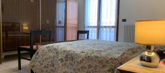 Villa de 4 habitaciónes en Molinella, Italy No. 75728 14