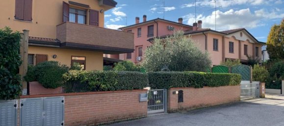 Villa de 4 habitaciónes en Molinella, Italy No. 75728 21