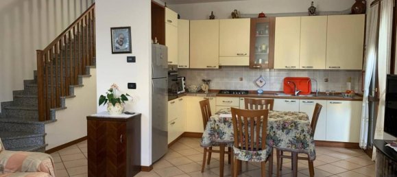 Villa de 4 habitaciónes en Molinella, Italy No. 75728 37