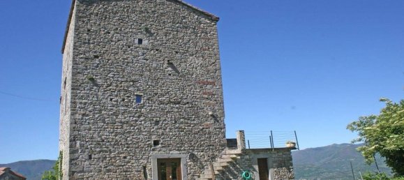 3 bedrooms House in Villafranca in Lunigiana, Italy No. 238032 5