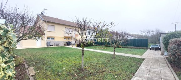 3 bedrooms Villa in Bousse, France No. 161280 21