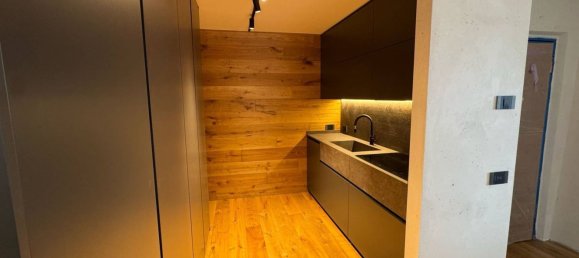 5 bedrooms Apartment in Cortina d'Ampezzo, Italy No. 372105 4