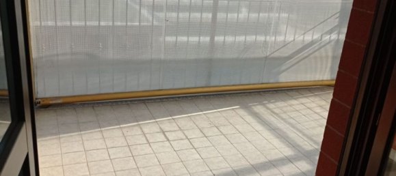 4 rooms Apartment in Turin, Italy No. 257233 4