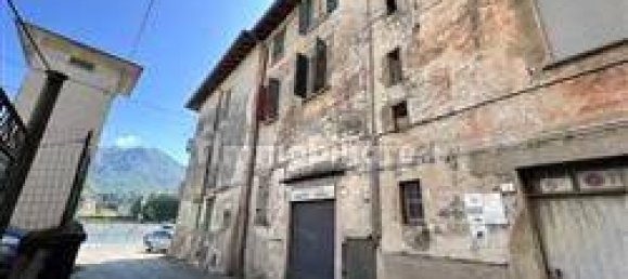 Дом с 5 комнатами в Кортенова, Италия № 359344 14