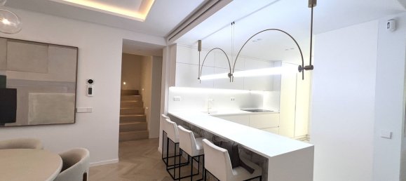 3 bedrooms Penthouse in Estepona, Spain No. 37163 3