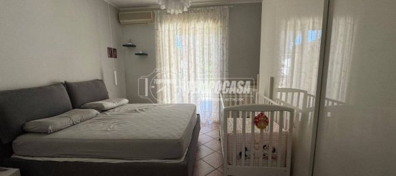 3 bedrooms Apartment in Naples, Italy No. 267680 7
