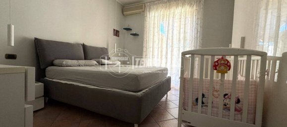 3 bedrooms Apartment in Naples, Italy No. 267680 6