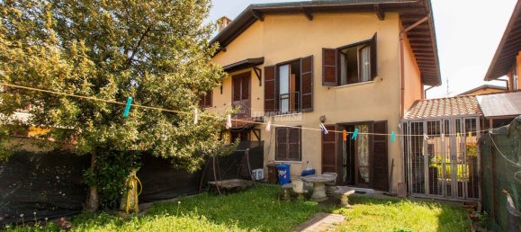4 rooms House in Magnago, Italy No. 183224 7