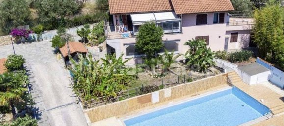 Вилла с 4 спальнями в Валлебона, Италия № 161597 3