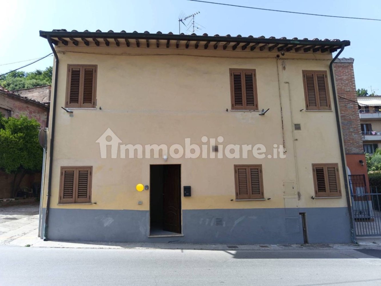 2 bedrooms House in Santa Maria a Monte, Italy No. 275494