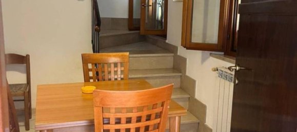 2 bedrooms House in Santa Maria a Monte, Italy No. 275494 4