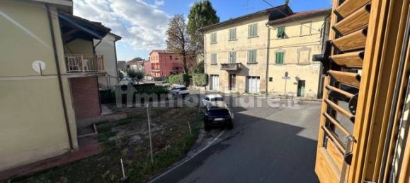 2 bedrooms House in Santa Maria a Monte, Italy No. 275494 15