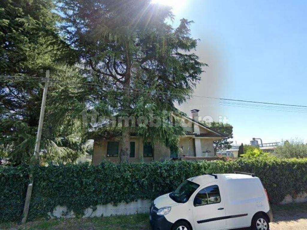 6 غرف نوم شقة في Busto Garolfo, Italy رقم 276252