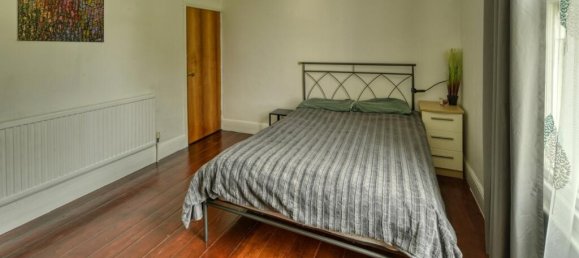 3 bedrooms House in Bristol, United Kingdom No. 2696 10