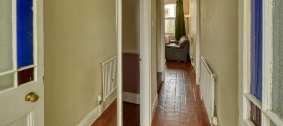 3 bedrooms House in Bristol, United Kingdom No. 2696 8