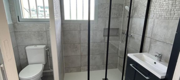 2 bedrooms House in Chatillon-sur-Indre, France No. 234530 11