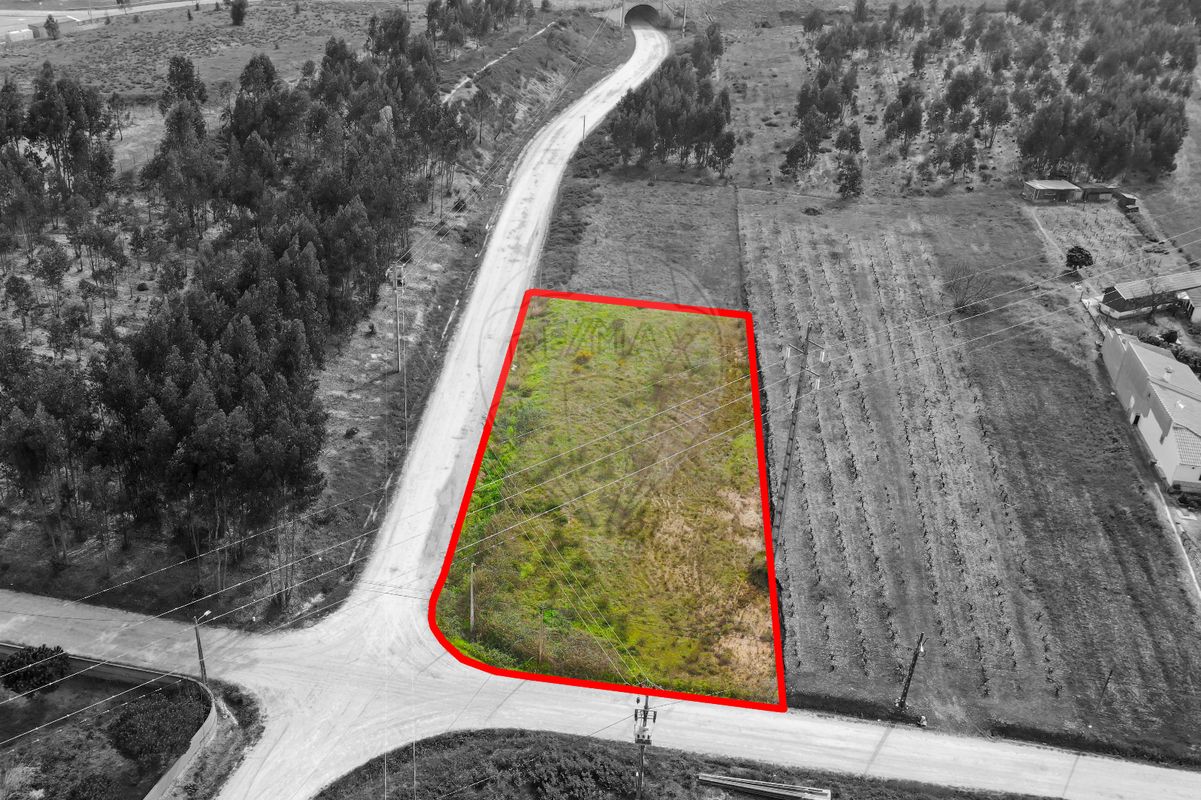 395m² Land in Marinhais, Portugal No. 90824