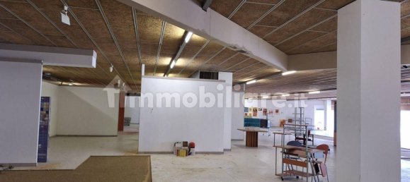 Imóvel comercial em Caltignaga, Italy 3600 m² N.º 312884 7