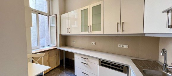 2-salle Appartement à Rudolfsheim-Funfhaus, Austria No. 261333 7