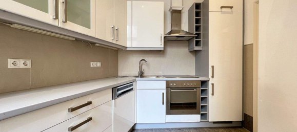 2-salle Appartement à Rudolfsheim-Funfhaus, Austria No. 261333 8