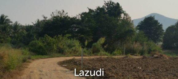  Commercial property in Hua Hin, Thailand No. 17081 4