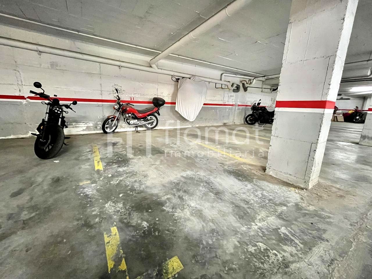 Garage à Malgrat de Mar, Spain 12m² No. 163760