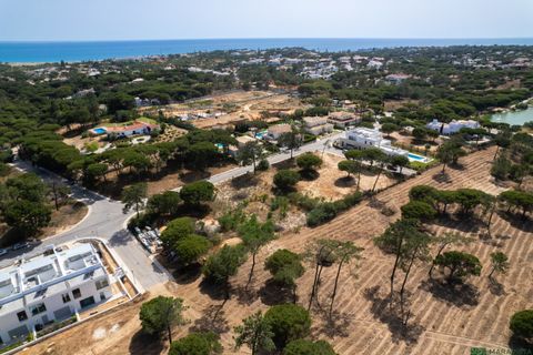 300m² Land in Almancil, Portugal No. 250372