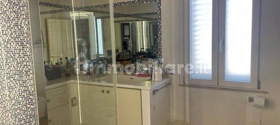 Villa T4 em Quartu Sant'Elena, Italy N.º 171019 4