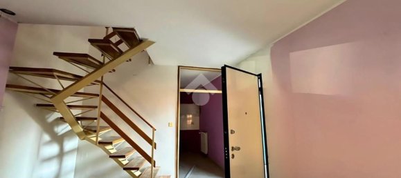 3 rooms House in Esine, Italy No. 4689 10