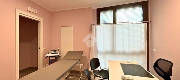 3 rooms House in Esine, Italy No. 4689 3