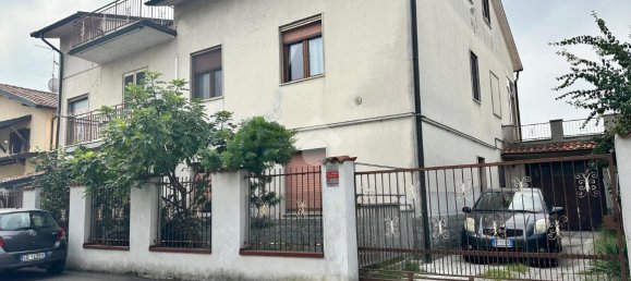 4-salle Appartement à Casorate Primo, Italy No. 157558 2
