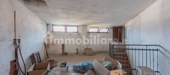 2 Schlafzimmer Schlösser in Castello di Annone, Italy, Nr. 289895 12