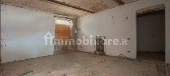 2 Schlafzimmer Schlösser in Castello di Annone, Italy, Nr. 289895 13