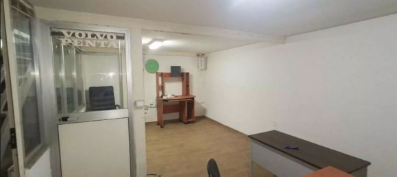 Gewerbliche Immobilie in Palermo, Italy 195m², Nr. 339204 5