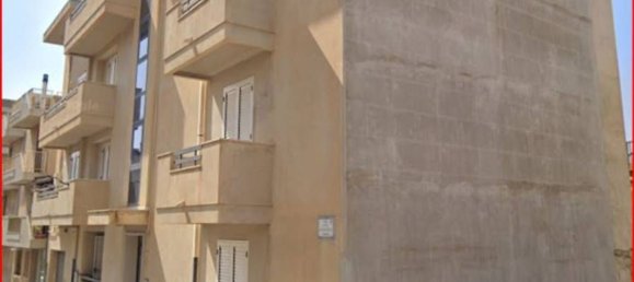 4 bedrooms Apartment in Comiso, Italy No. 328361 2