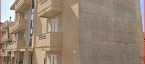 4 bedrooms Apartment in Comiso, Italy No. 328361 18