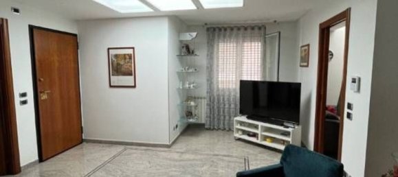 4 bedrooms Apartment in Comiso, Italy No. 328361 3