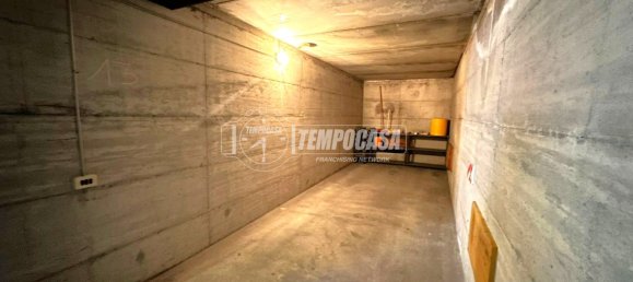 1-Zimmer Garage in Trezzo sull'Adda, Italy, Nr. 258142 2