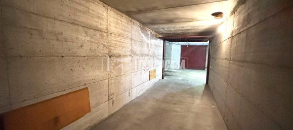 1-Zimmer Garage in Trezzo sull'Adda, Italy, Nr. 258142 5