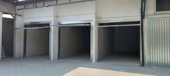 25m² Garage in Nichelino, Italy No. 66373 7
