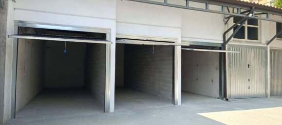 25m² Garage in Nichelino, Italy No. 66373 6