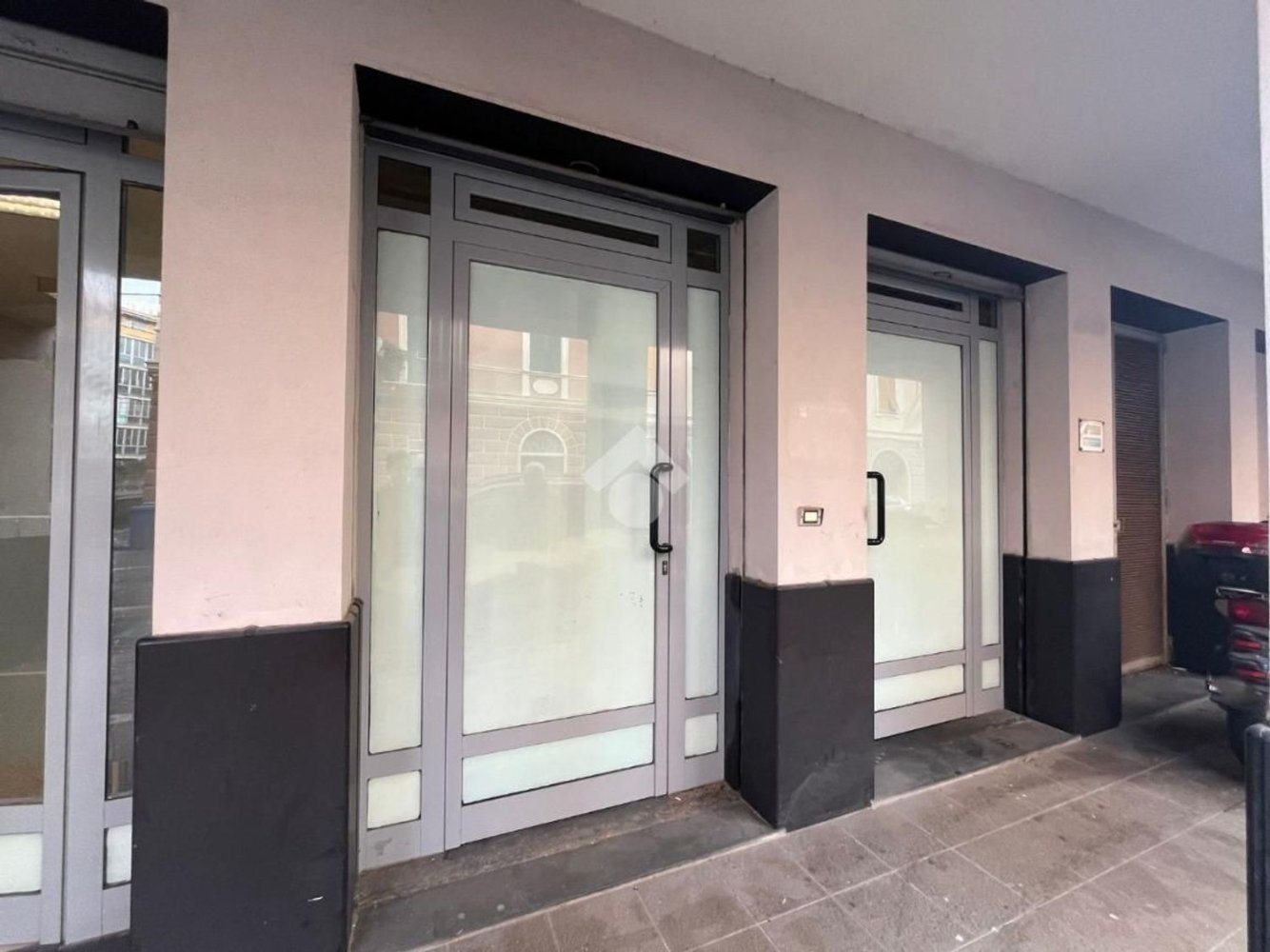 24m² Commercial property in Lavagna, Italy No. 83027