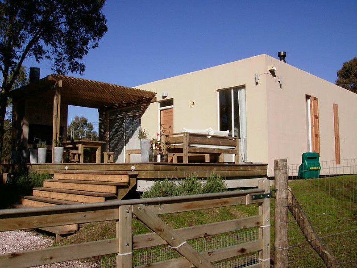 2 bedrooms House in Maldonado, Uruguay No. 2753