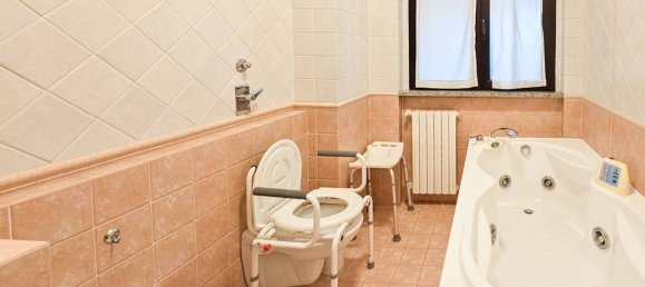 9-Zimmer Doppelhaus in Buccinasco, Italy, Nr. 336962 23