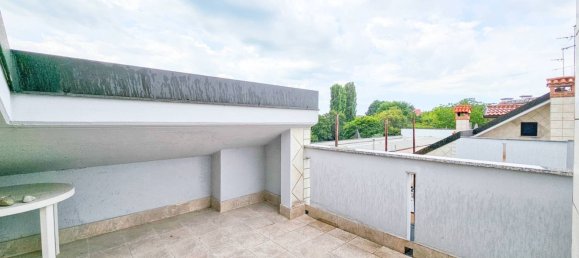 9-Zimmer Doppelhaus in Buccinasco, Italy, Nr. 336962 11