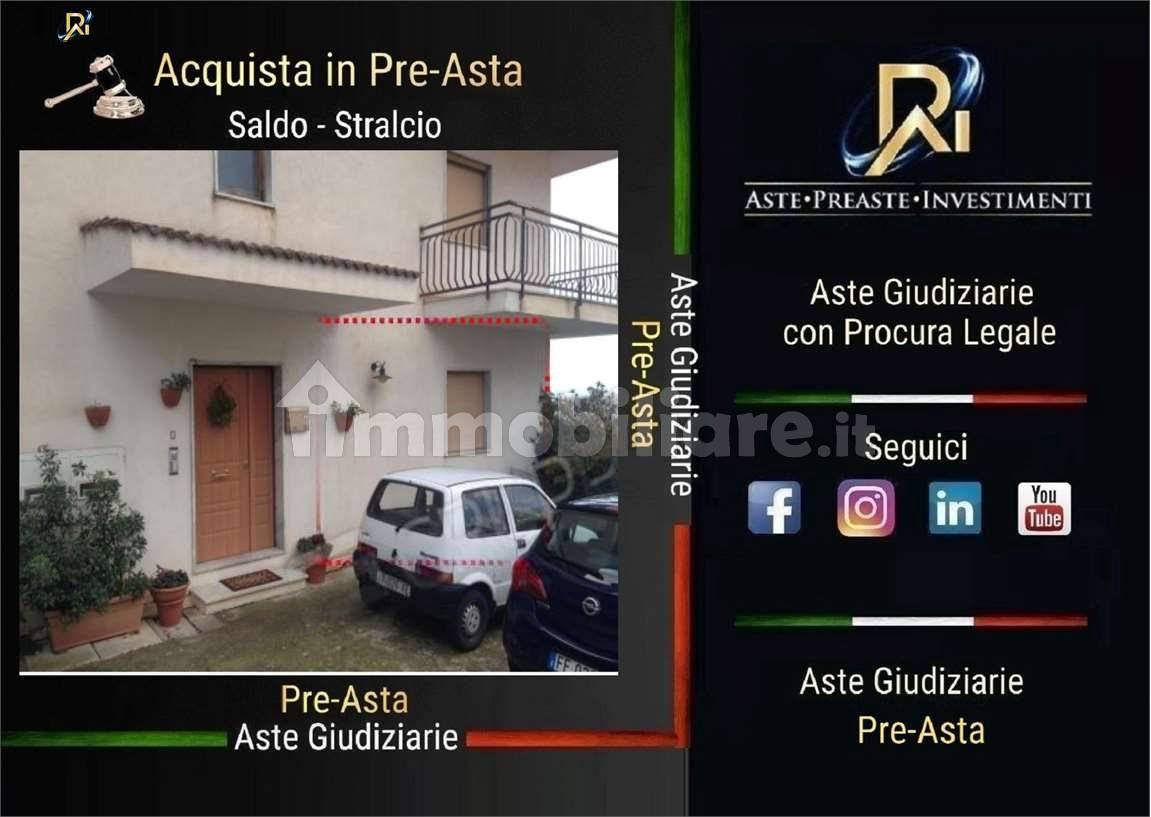 Apartamento de 2 dormitorios en Casali del Manco, Italy No. 182524