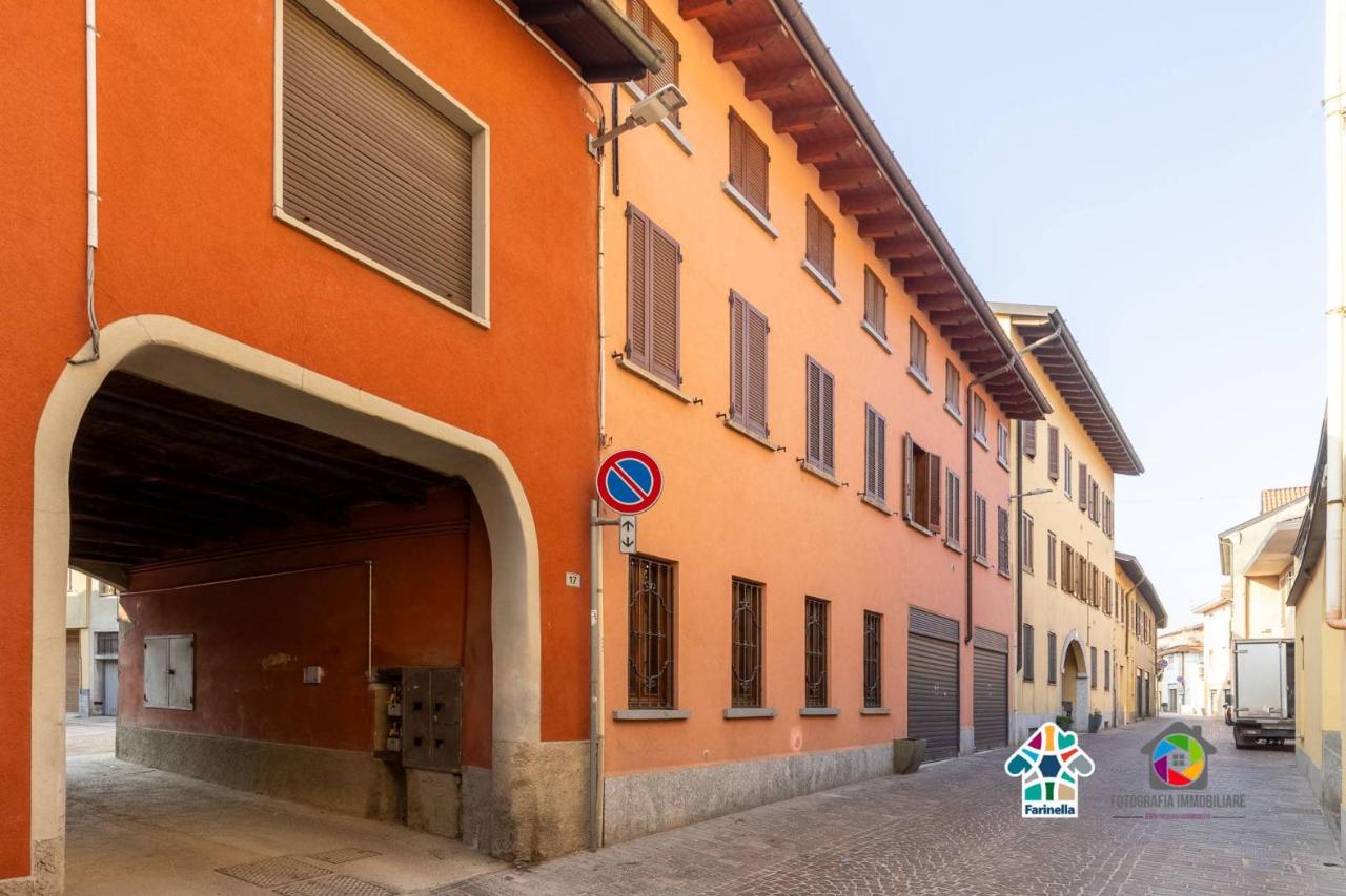 3-salle Duplex à Cermenate, Italy No. 30656