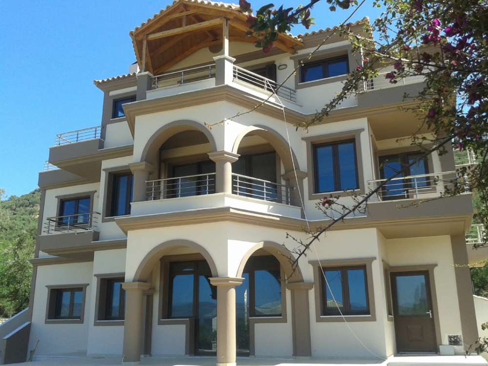 11 bedrooms Commercial property in Zakynthos, Greece No. 661