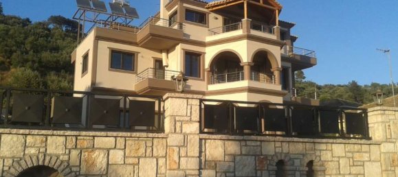 11 bedrooms House for sale in Zakynthos, Ionian Islands, Peloponnese, Western Greece and the Ionian, Greece № 661 2